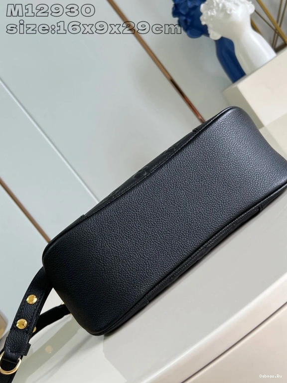 VUITTON LOUIS BOULOGNE 1226